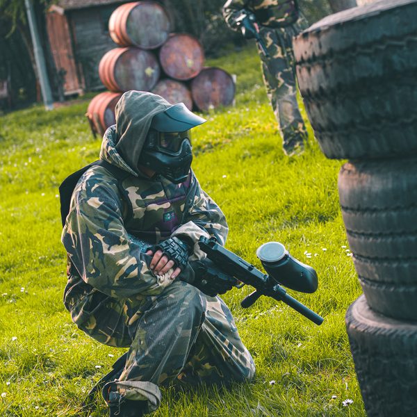 Squadra di paintball prima della partita